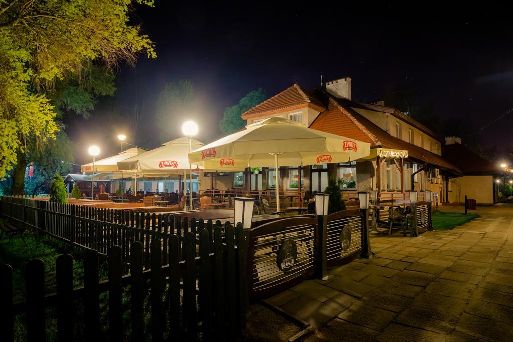 Hotel Zamek Pultusk Dom Polonii Buitenkant foto