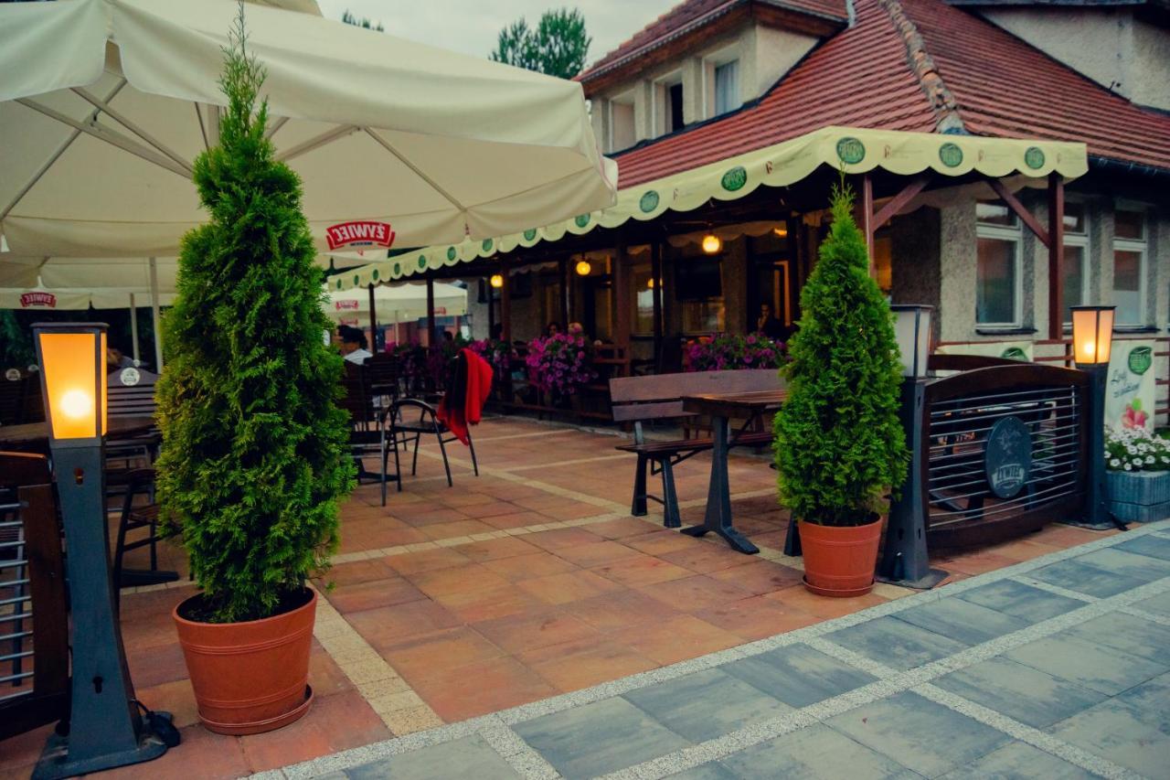 Hotel Zamek Pultusk Dom Polonii Buitenkant foto